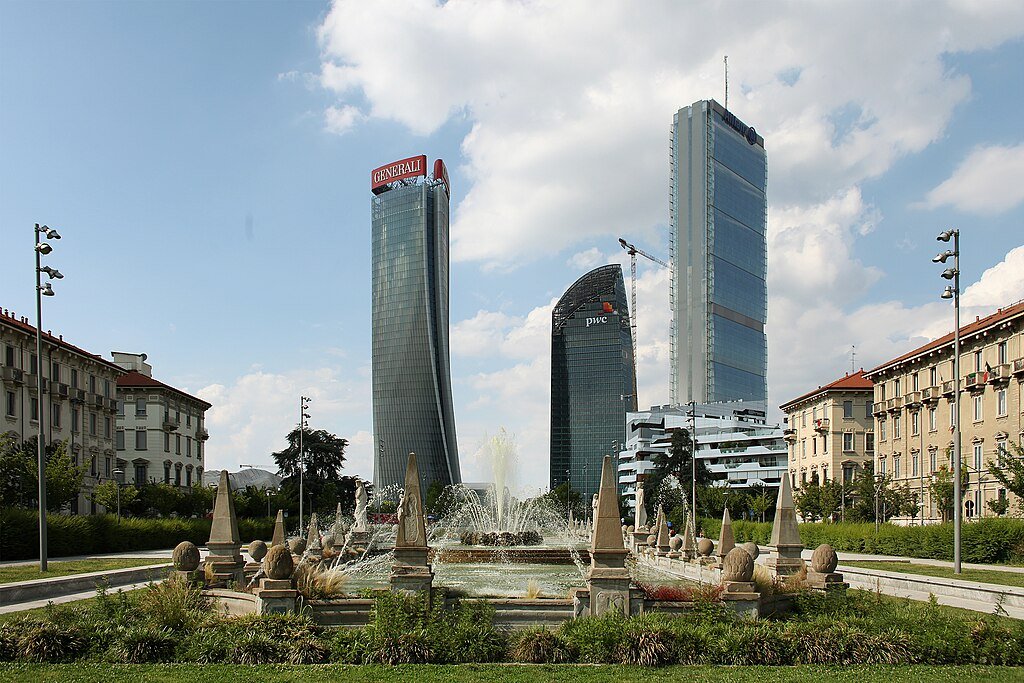 Towers and 4 seasons foiuntain in City Life district